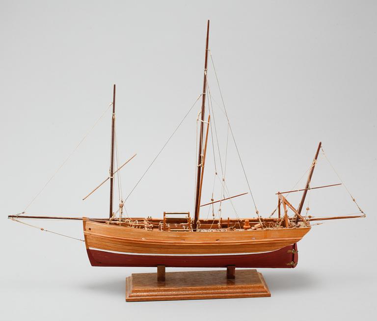 Two 20th century boat models.