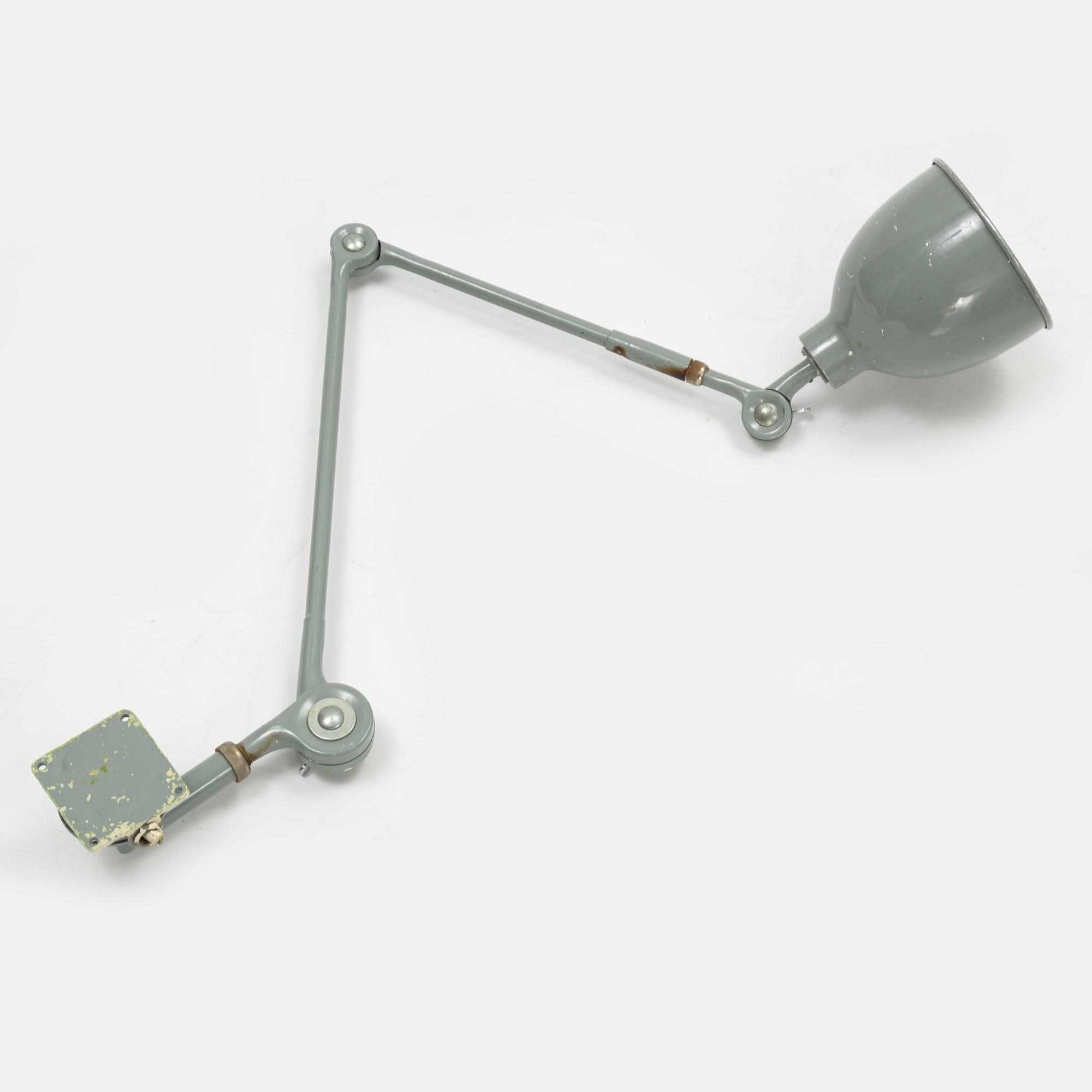 Vägglampa, industrimodell, 1900-talets mitt.