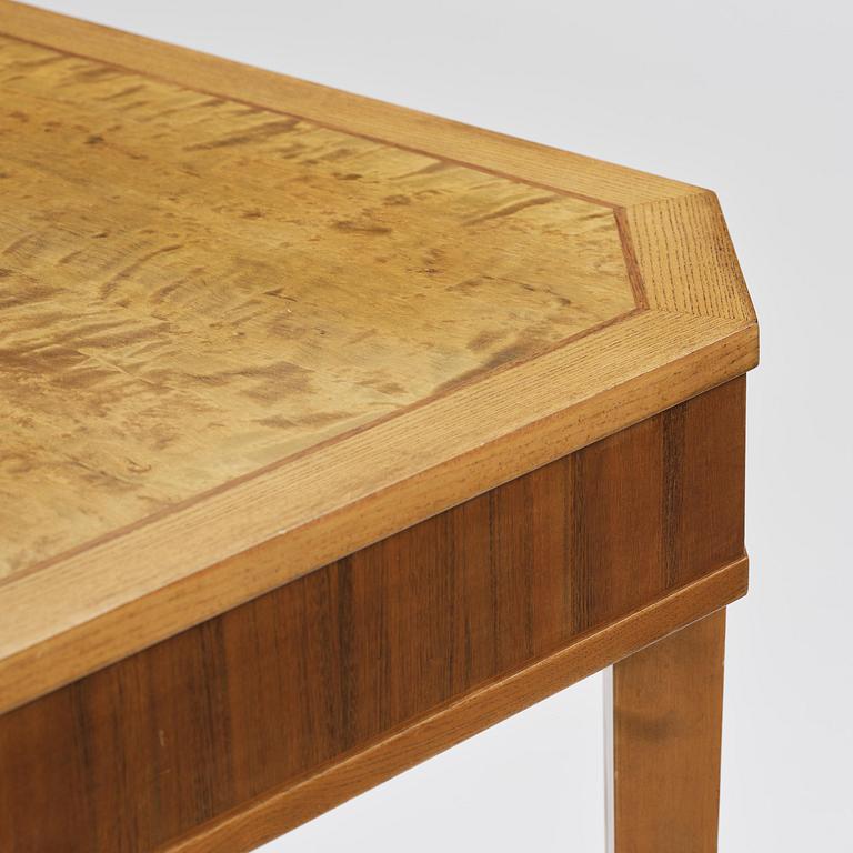 Carl Malmsten, a rare "Rosendal" desk, Nordiska Kompaniet, 1931.