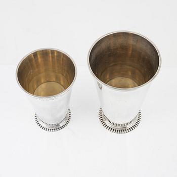 CG Hallberg, bägare, 2 st, silver, Stockholm 1941 och 1960.