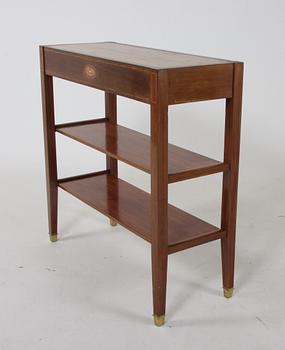 SIDEBOARD.