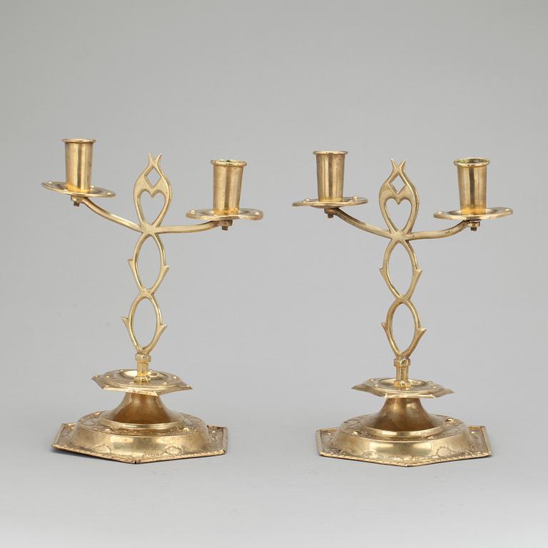 KANDELABRAR ett par, barockstil. Mässing, "Blekingeljusstakar". 1800-tal.