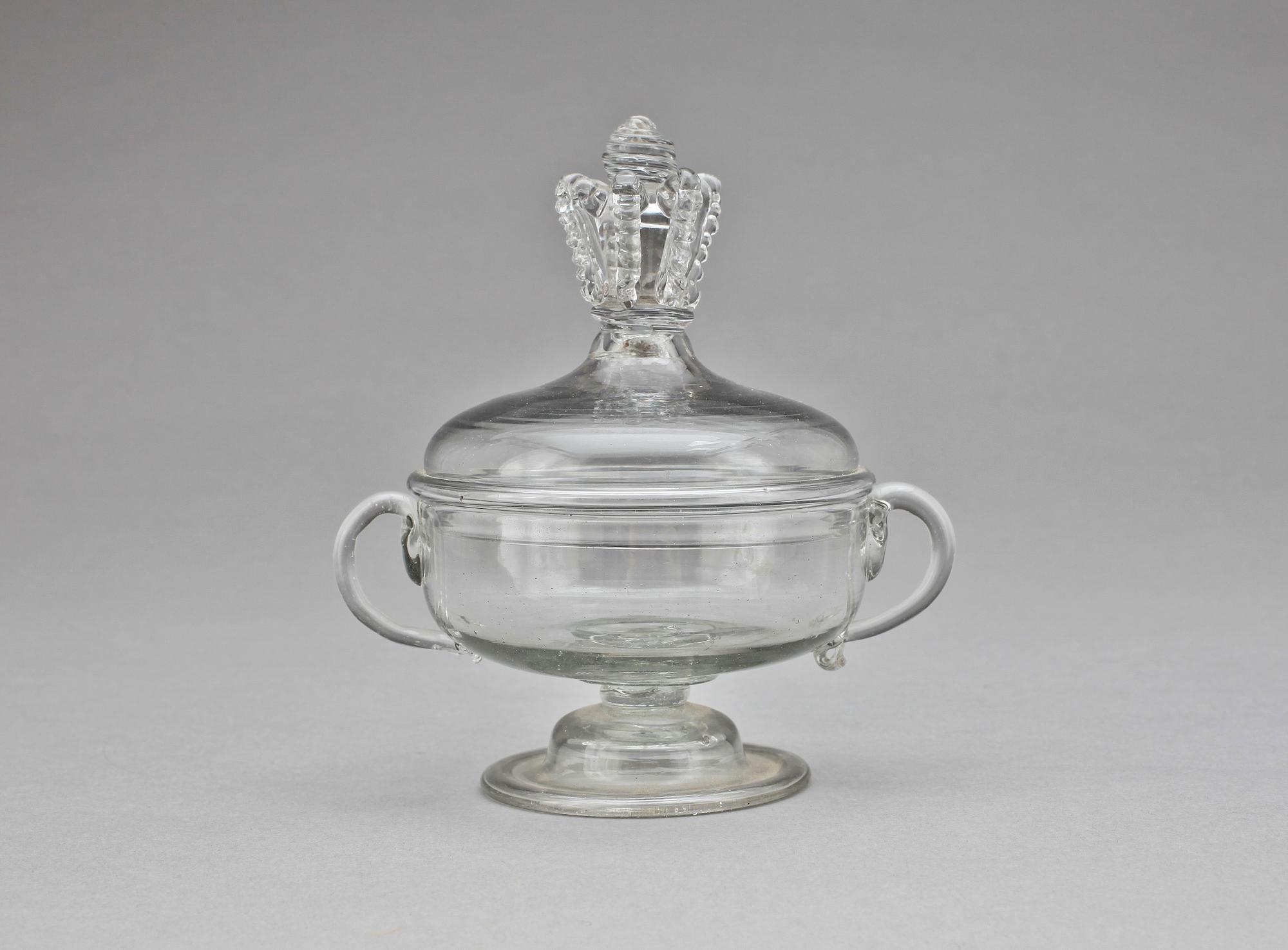 SMÖRASK, glas, trol Kosta glasbruk, 1700-tal.