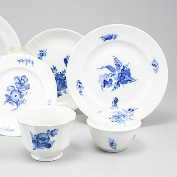 40 pcs of porcelain from Royal Copenhagen.