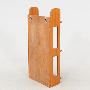 Josef Frank, vägghylla modell 2085 för Firma Svenskt Tenn.