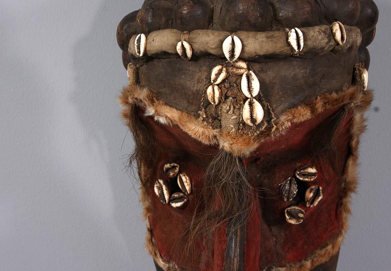 MASK, afrikansk, 1800/1900-tal.