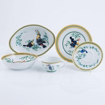 Hermès, "Toucans", service parts, 20 pcs, porcelain, France, 20th century.