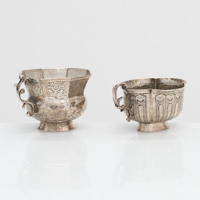 Supkoppar, 2 st, silver, Moskva 1700-tal.