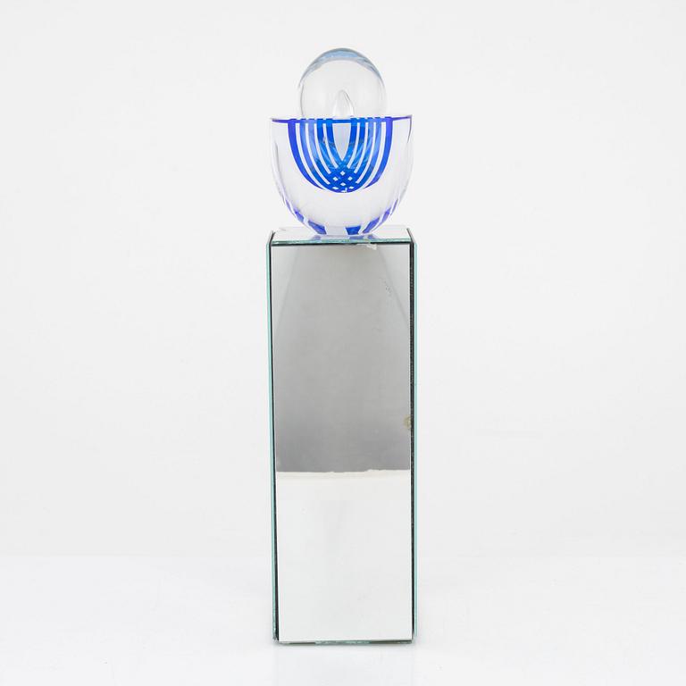 Hanne Dreutler & Arthur Zirnsack, a glass object, Studio Åhus.