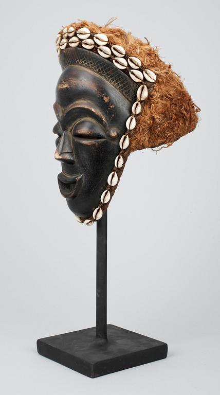 MASK, Afrika, 1900-tal.
