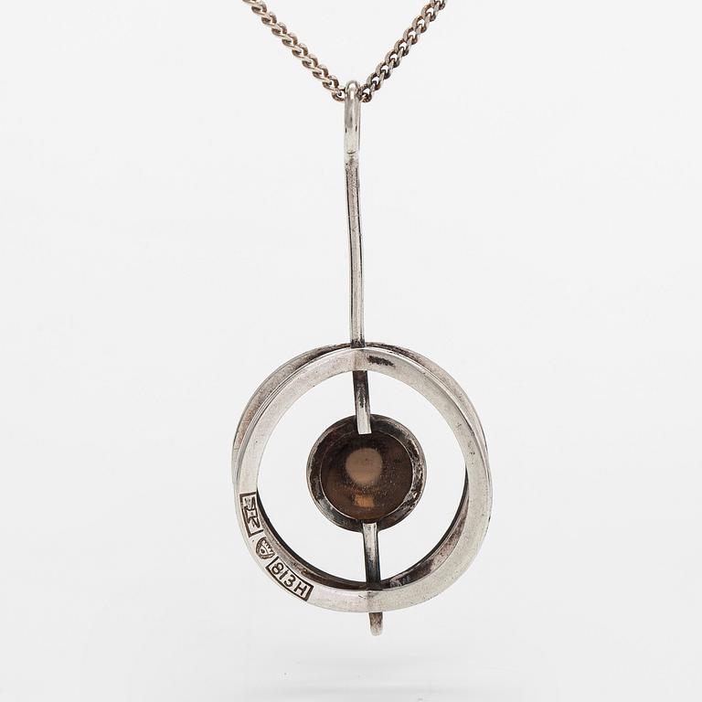 Elis Kauppi, a silver and smoky quartz pendant, Kupittaan Kulta, Turku. With sterling silver chain.