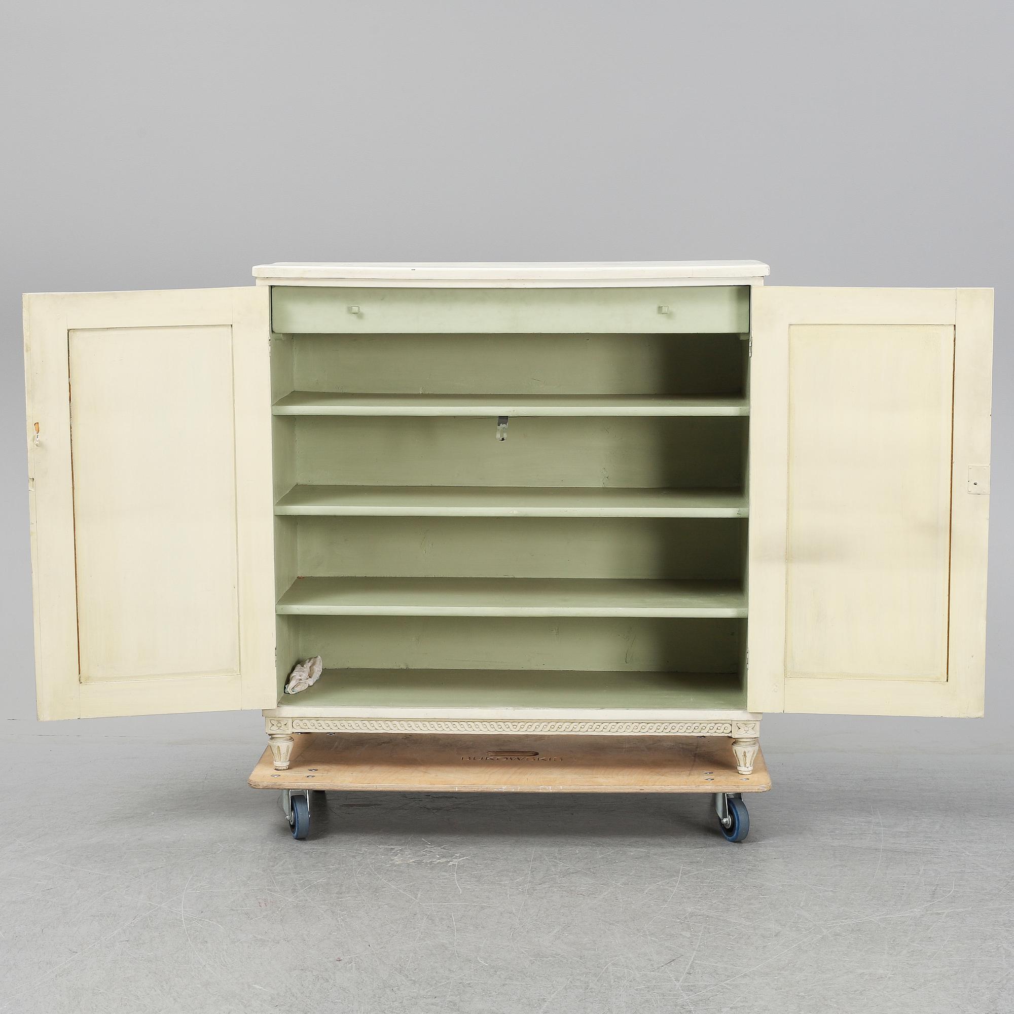 A painted Gustavian sideboard, early 19th Century.