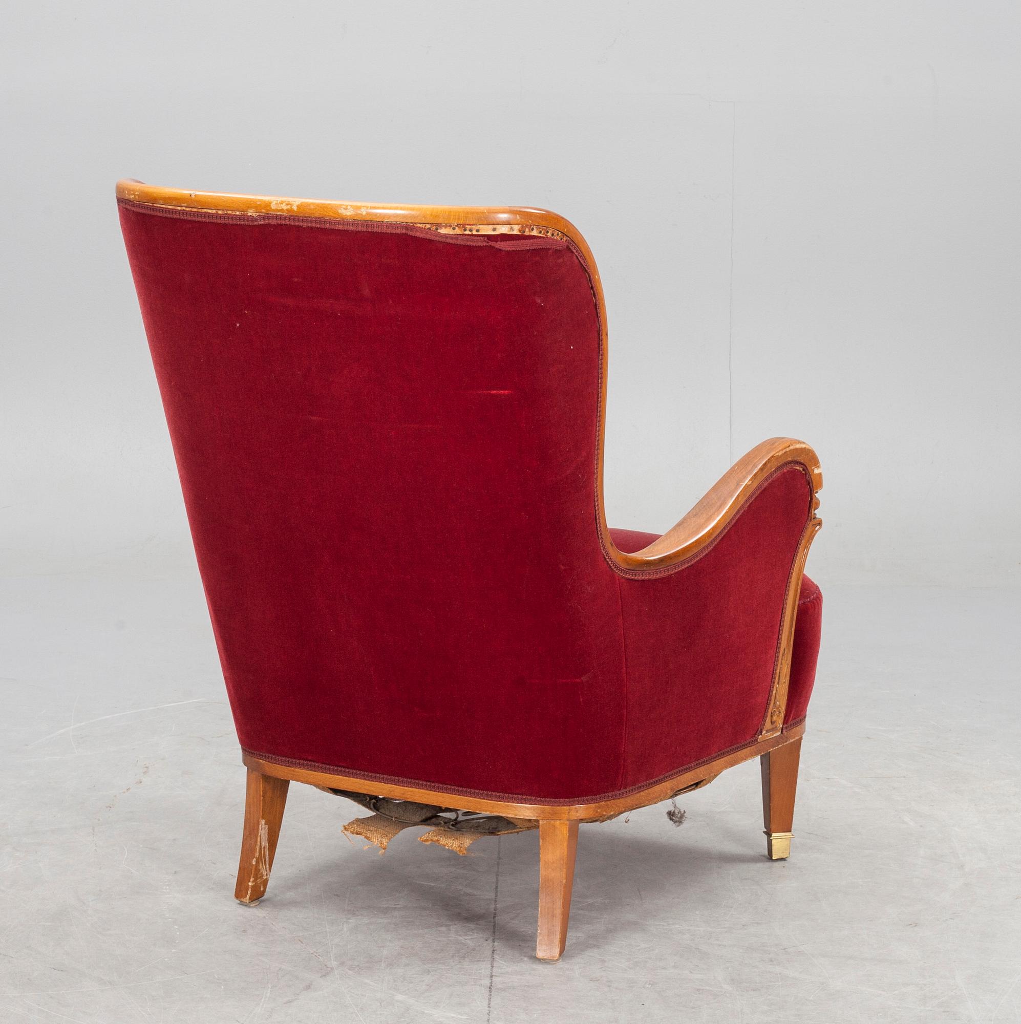 FÅTÖLJ, empirestil. 1900-talets första hälft.