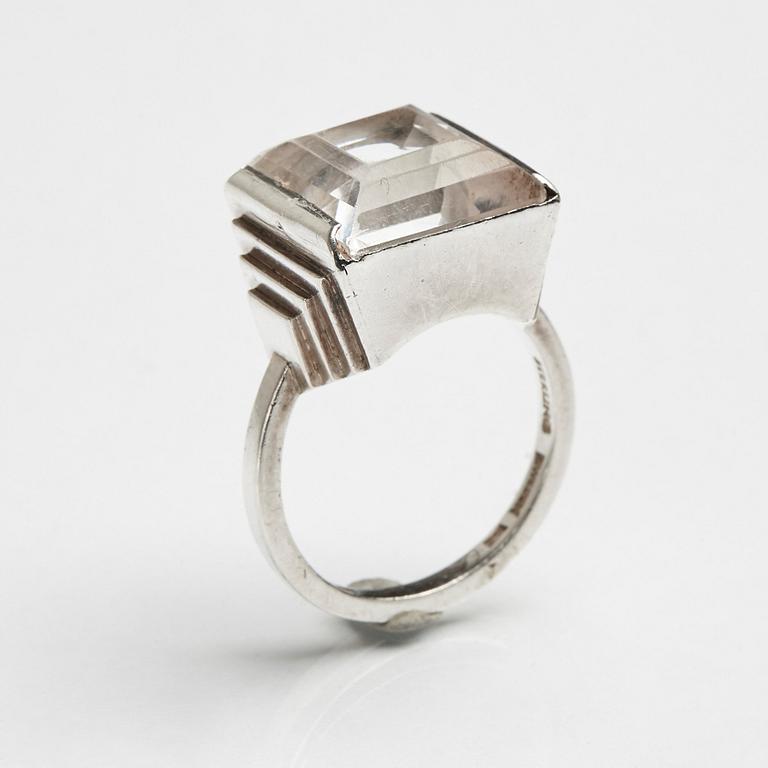 Wiwen Nilsson, ring, Lund 1950, sterling med facettslipad bergkristall.