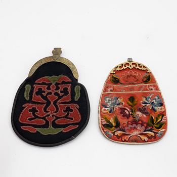 Two Swedish folk art purses, second half of the 19th Century and mid 20th Century.