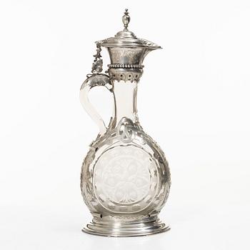 Decanter/wine jug in glass, with mount, possibly silver, early 20th century.