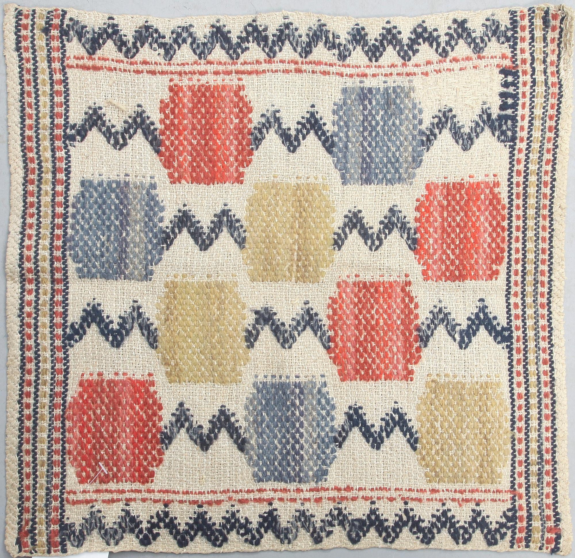 VÄVNAD. "Skaftblomman", Märta Måås-Fjetterström, sign MMF, 37 x 39.