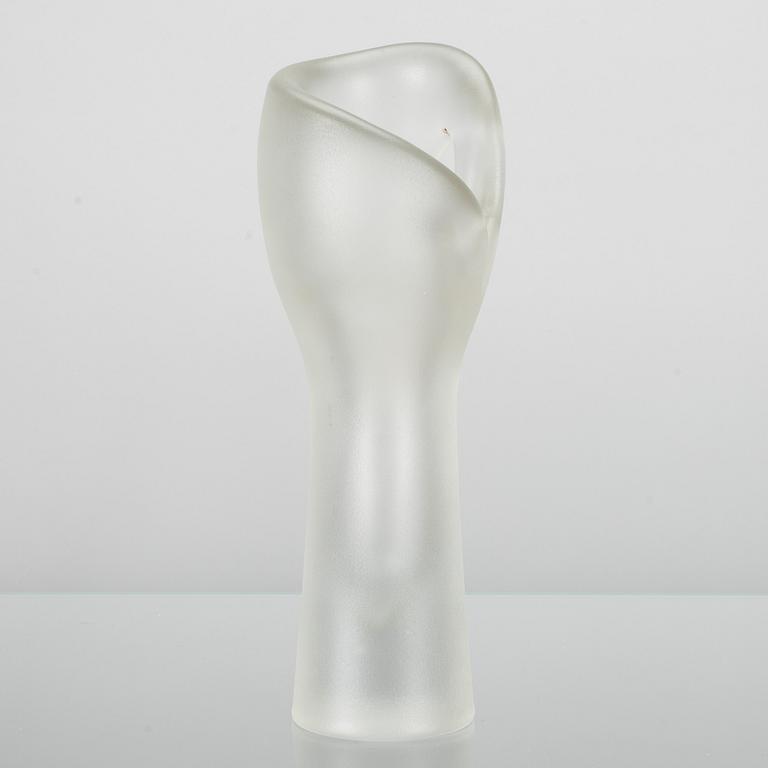 Timo Sarpaneva, TIMO SARPANEVA (FINLAND), A GLASS SCULPTURE, 3530.