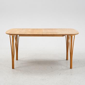 Matbord, "Timeless", Haslev Møbelsnedkeri, Danmark.