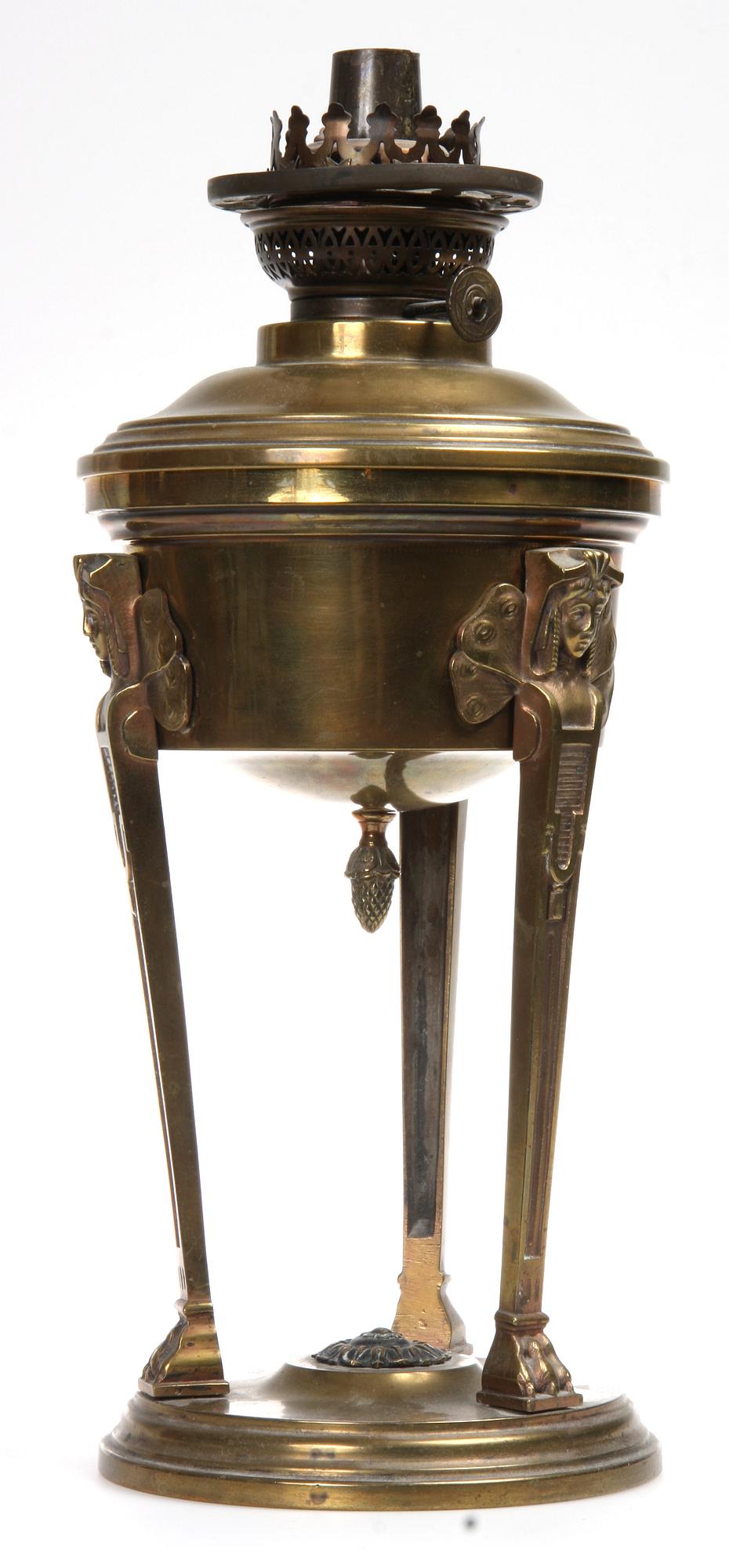 FOTOGENLAMPA, empirestil, 1900-talets första hälft.