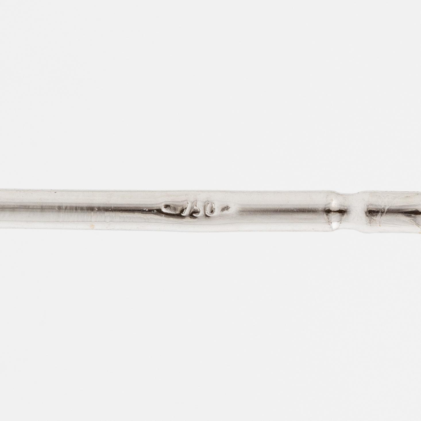 Earrings 18K white gold set with brilliant-cut diamonds, accompanied by GIA dossier.