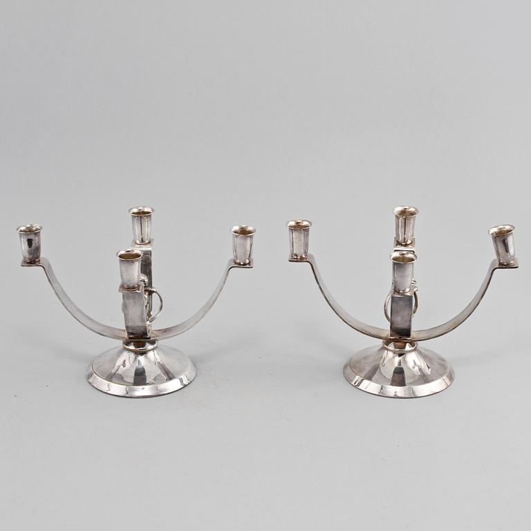 KANDELABRAR, ett par, nysilver, Art déco, 1900-talets första hälft.