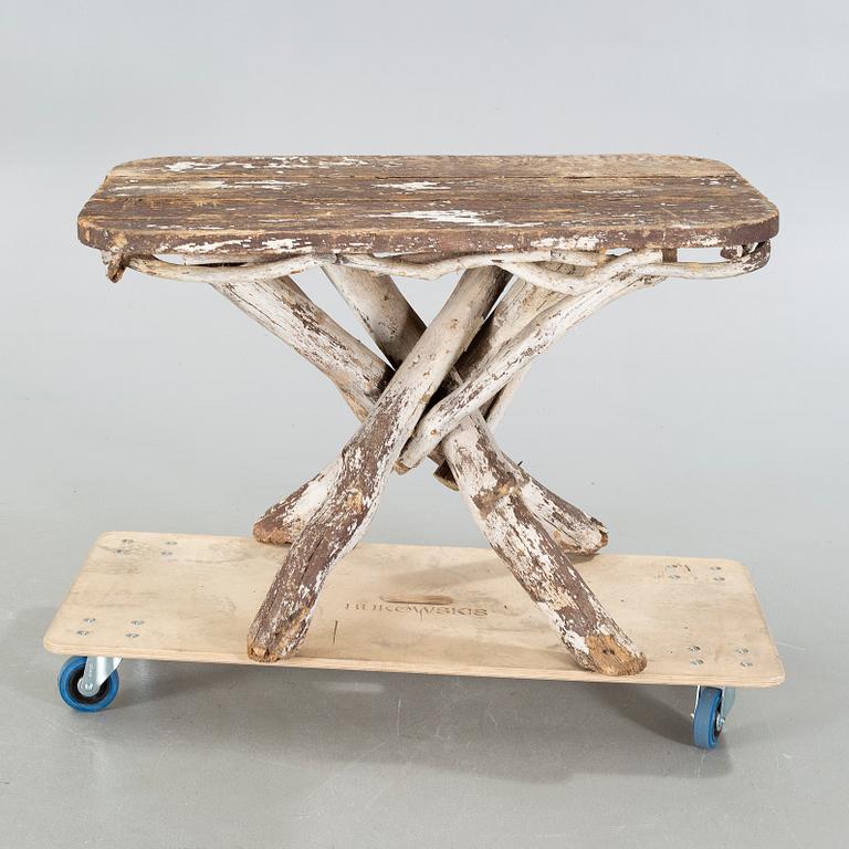 TRÄDGÅRDSBORD, 1900-talets första hälft.