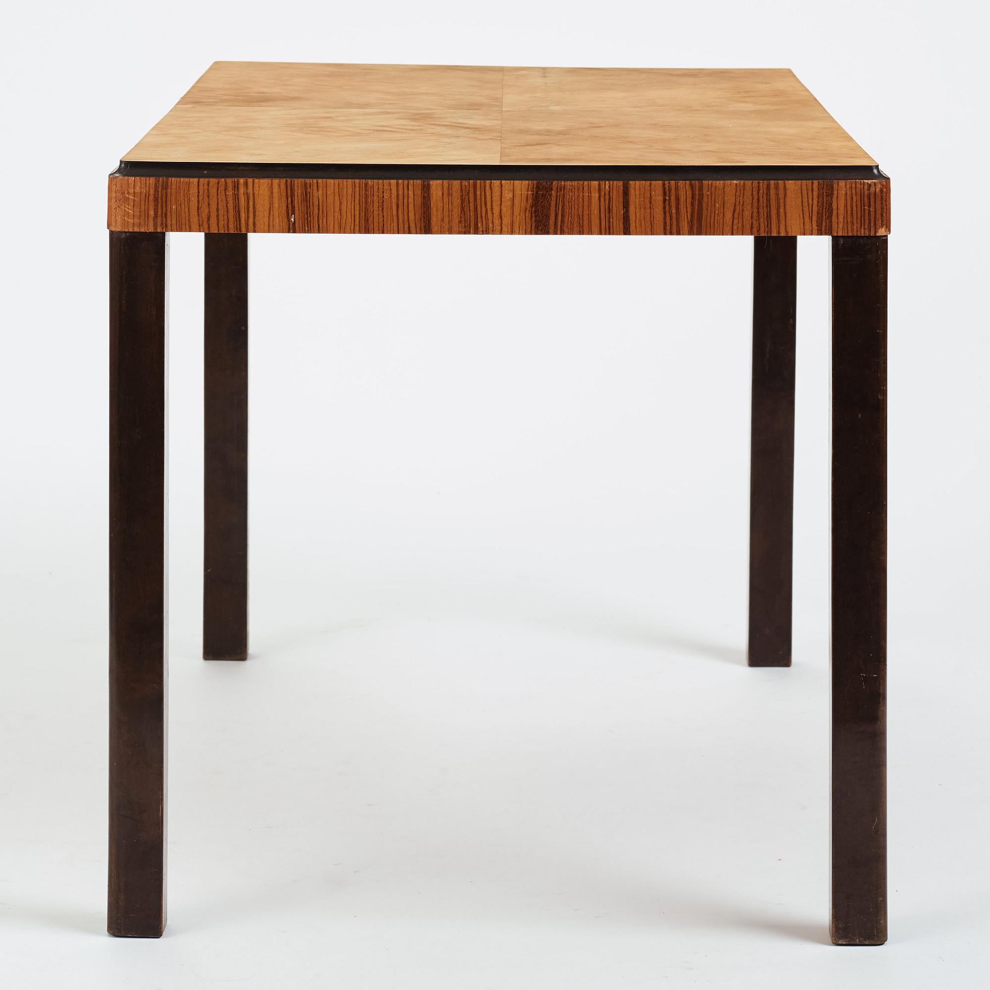 Swedish Modern, a library table, possibly Firma Boet, provenance: Factory owner Neck's residence in Nossebro, 1930s.