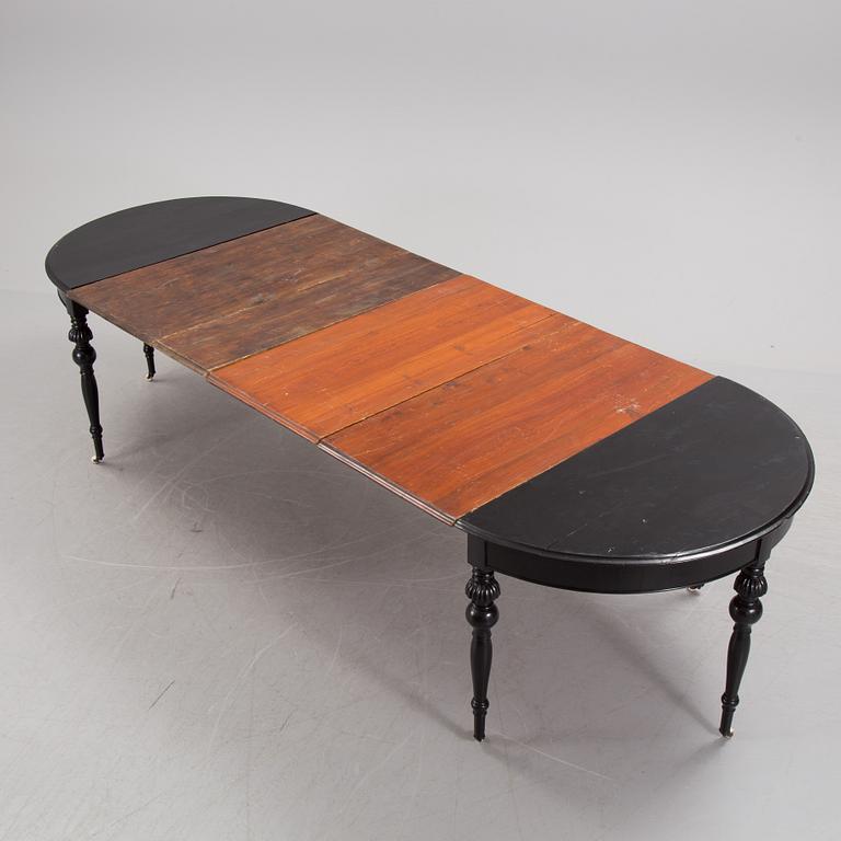 A mid 19th century dinner table.