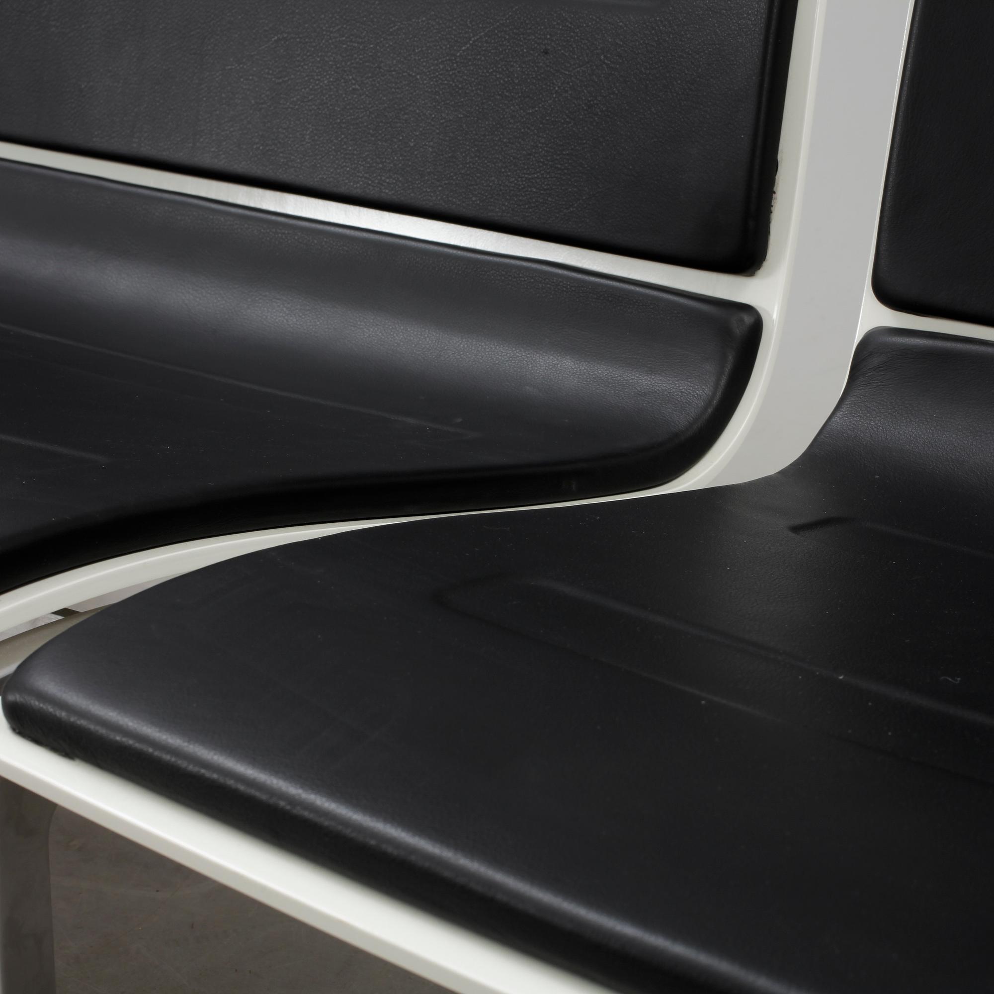 FÅTÖLJER, ett par, PL100/Lissoni, Piero Lissoni för Fritz Hansen, 2006.
