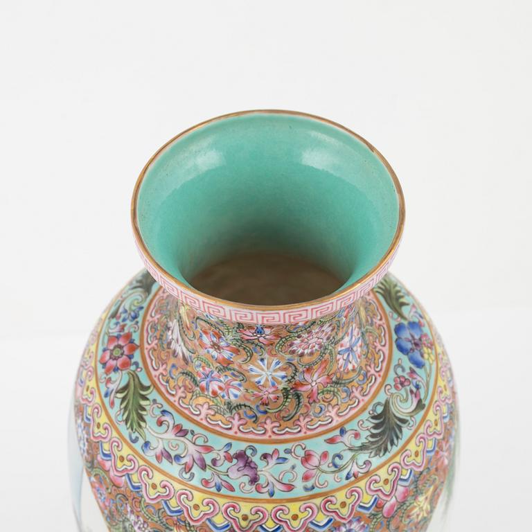 A millefiori porcleain vase, China, 20th century.