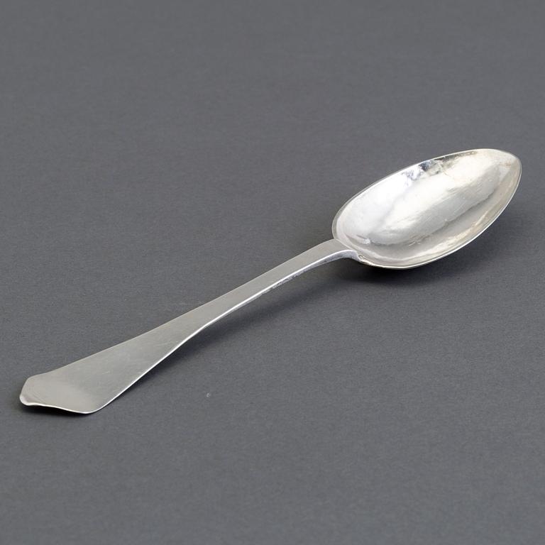 A Swedish 18th century silver rat-tale spoon, mark of Carl Lemon da, Uppsala 1735.