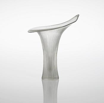 744. A Finnish glass vase.