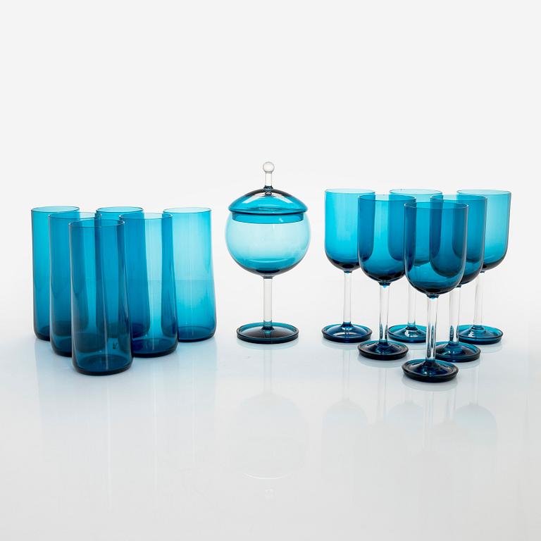 Nanny Still, a 15-piece 'Harlequin' glassware for Riihimäen Lasi Oy.