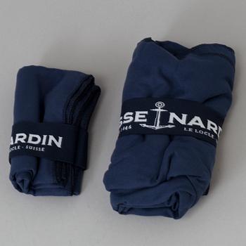 ULYSSE NARDIN, Pen / Blankets.