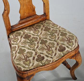 STOLAR, ett par, rokoko, 1700-tal.