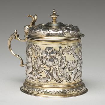A German 17th century parcel-gilt silver tankard, mark of Hans Leonhard Huber, Augsburg (1637-1671).