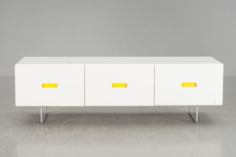 SIDEBOARD,  'Slapshot', Jonas Lindvall.