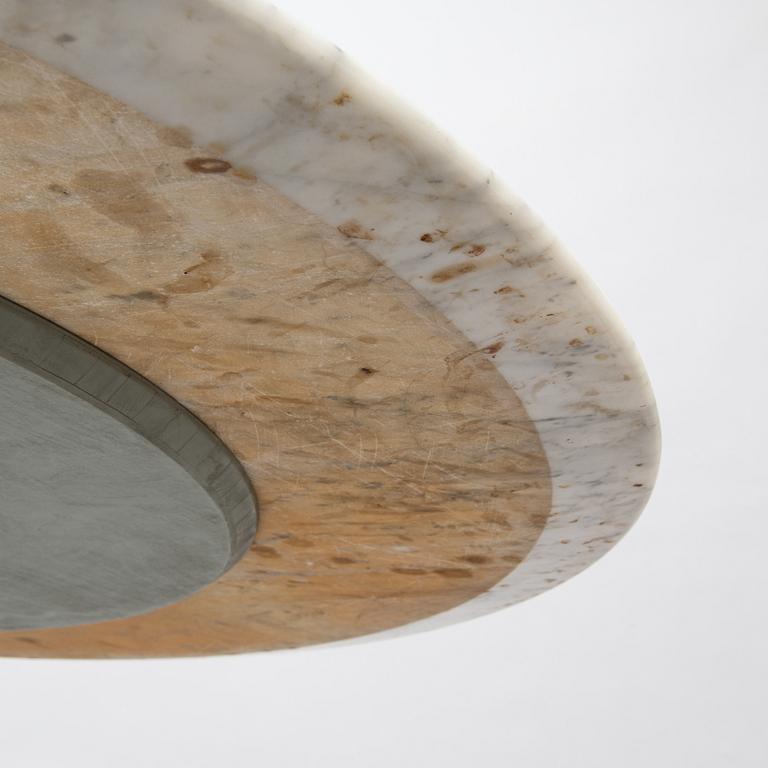 Eero Saarinen, ruokapöytä, "Tulip", lisenssillä valmistettu Knoll, Sveitsi 1970-luku.