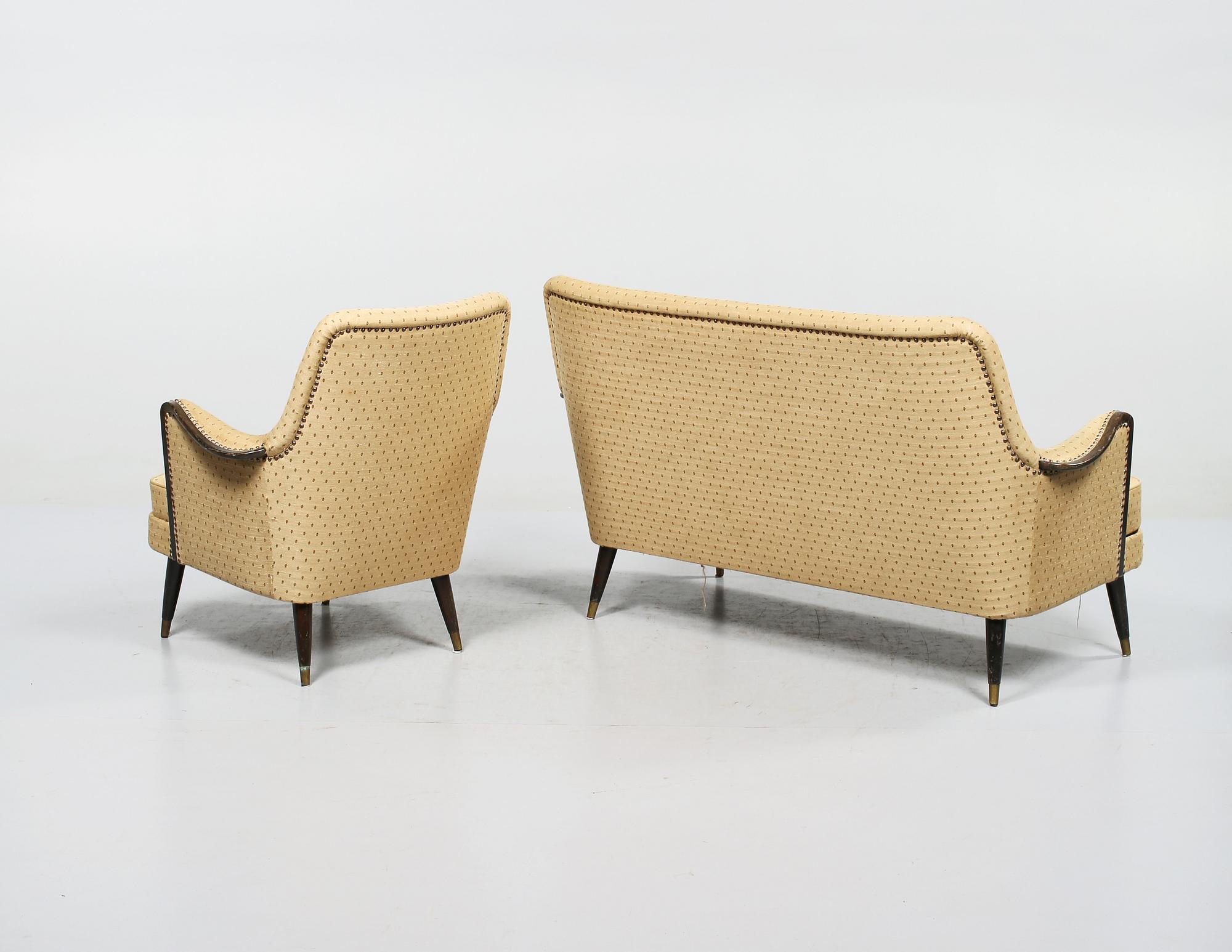 SOFFA OCH FÅTÖLJ, 1950-tal.