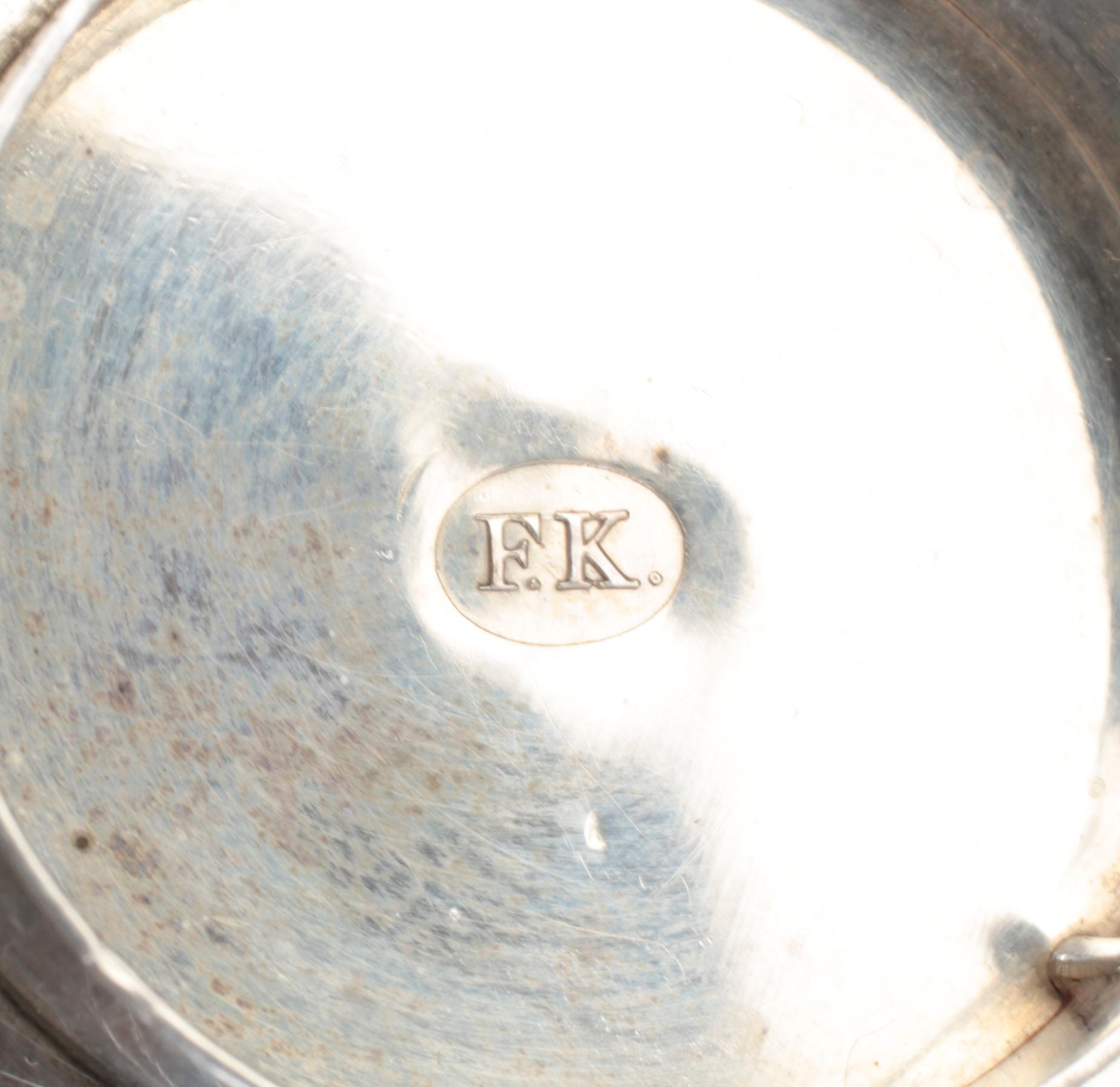 SÅSSKÅL, silver, Gustaf Möllenborg Feron, 1856. Vikt ca 458g.