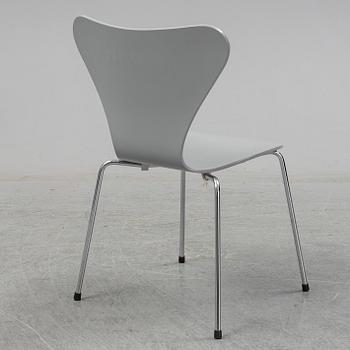 Arne Jacobsen, a 'Series 7' chair, Fritz Hansen, Denmark, 1999.