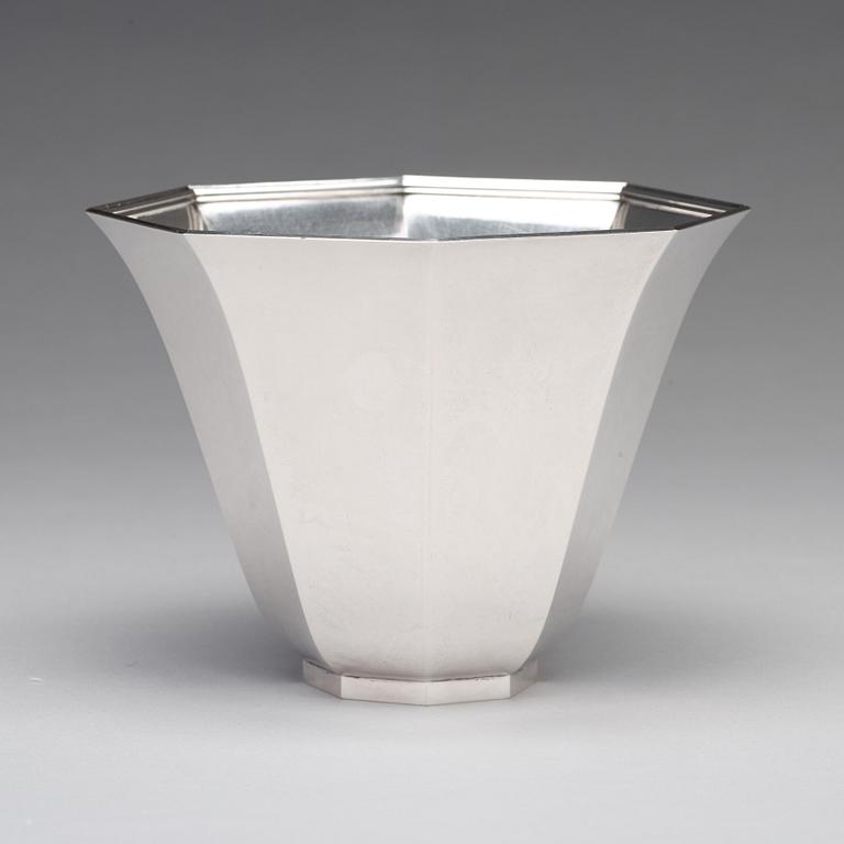 Wiwen Nilsson, skål, Lund 1964, sterling.