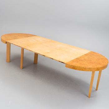 AXEL EINAR HJORTH, A "Birka" dining table by Axel Einar Hjort.