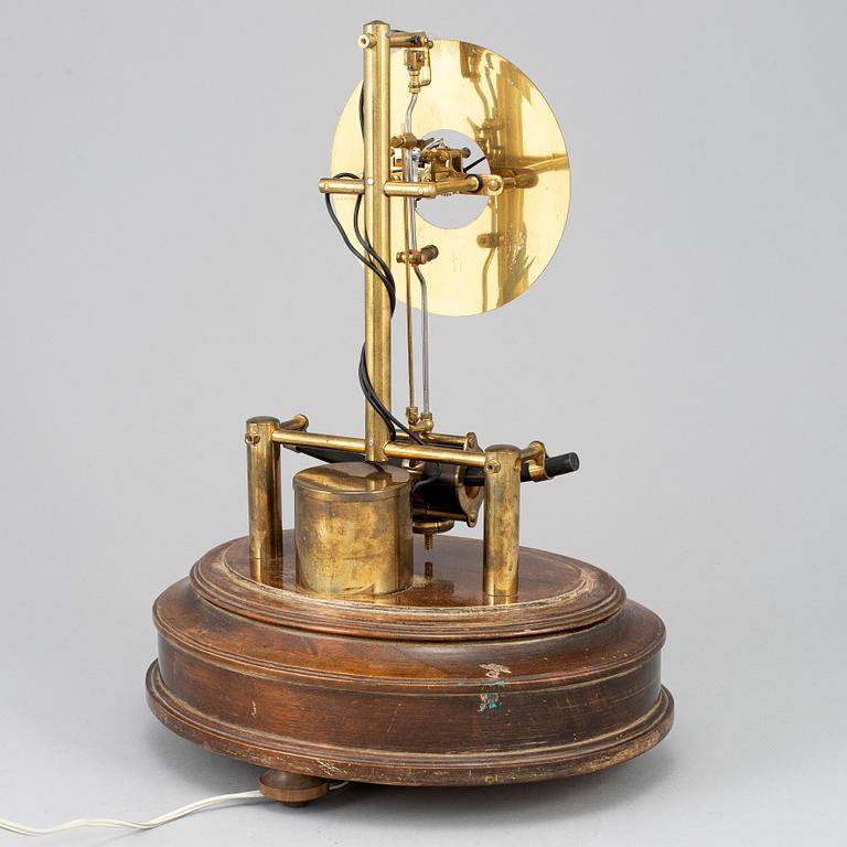 A 20th century table clock.