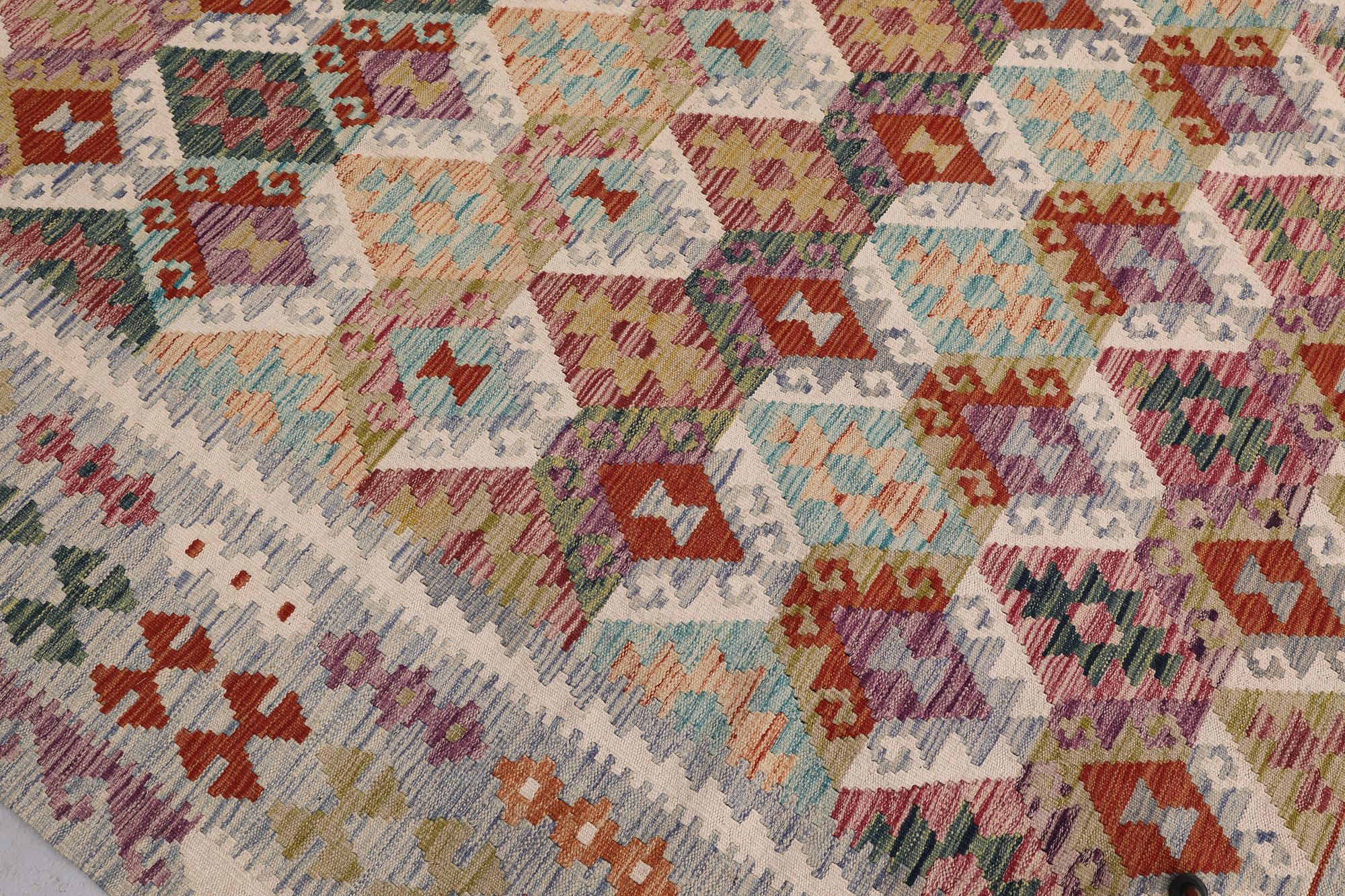 A Kelim rug, c. 296 x 201 cm.
