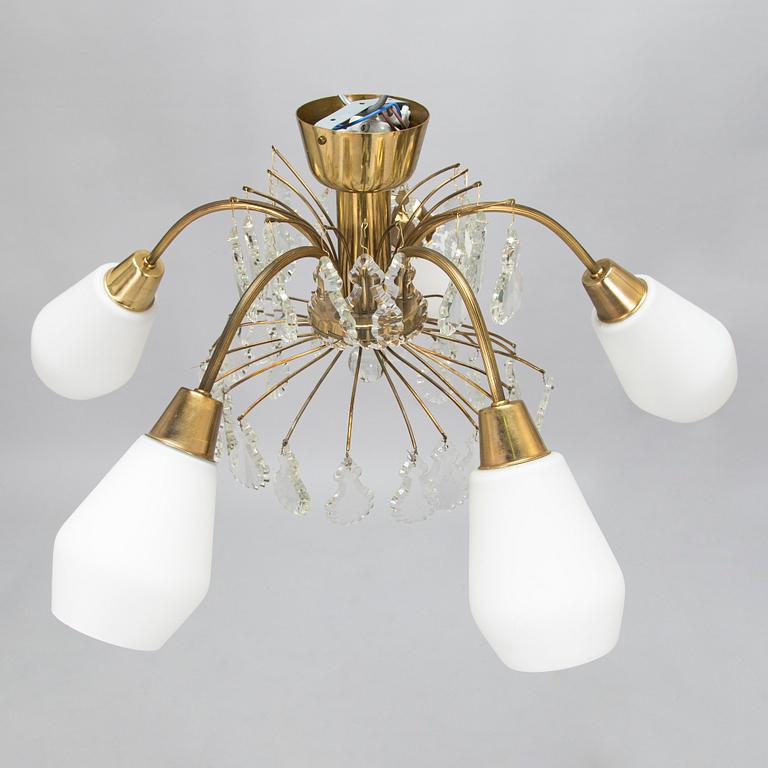 Maria Lindeman, A 1950s 'K 1 -15 /5' chandelier  for Idman.