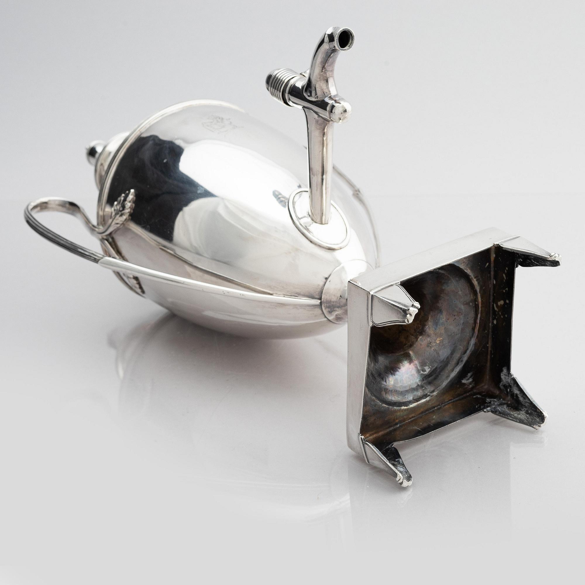 Tekök, silver, London 1788.