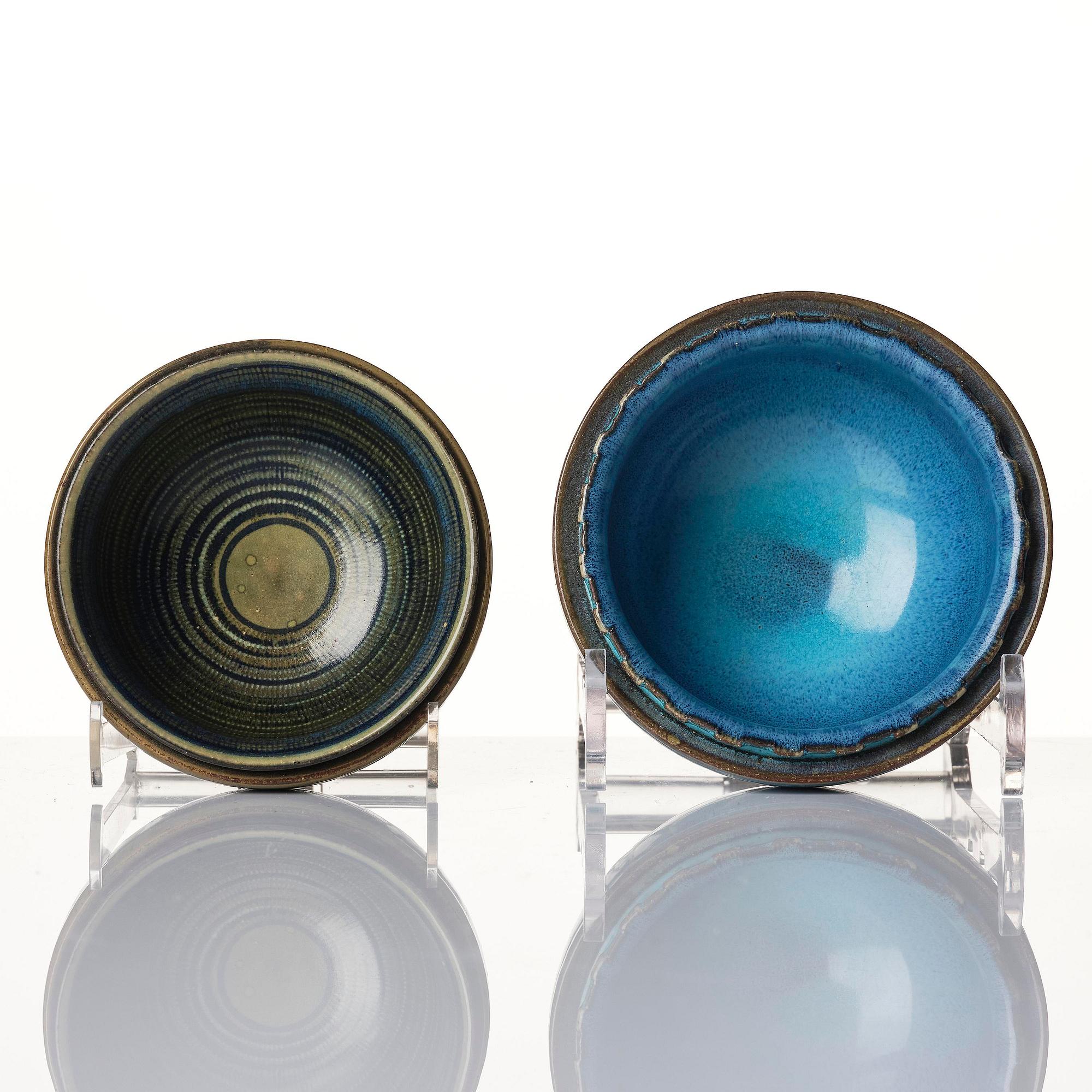 Wilhelm Kåge, a set of two Farsta stoneware bowls, Gustavsberg Studio 1955-56.