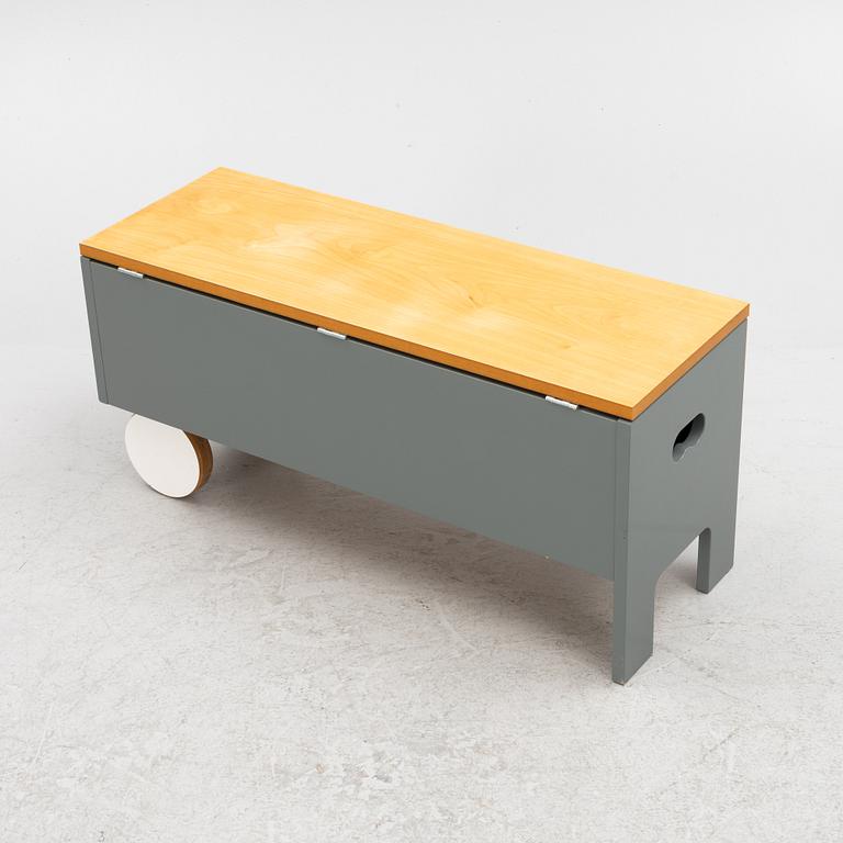 Tomas Sandell, bänk, för Ikea PS, sent 1900-tal.